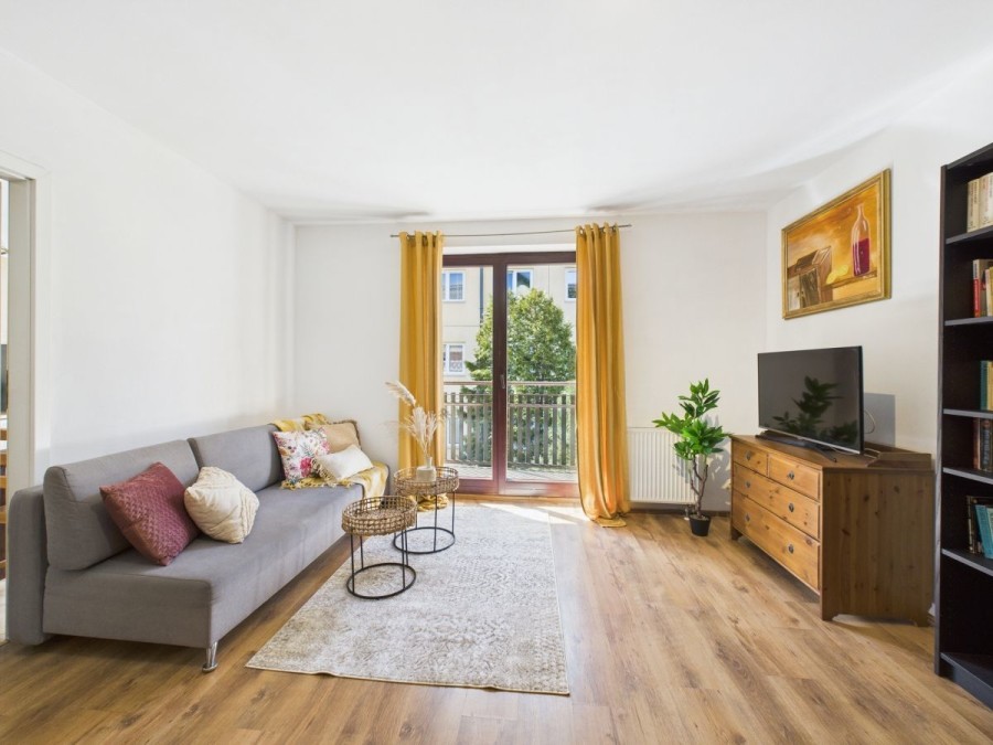 Wrocław, Klecina, Szparagowa, Kawalerka z osobną kuchnią | Klecina | duży balkon