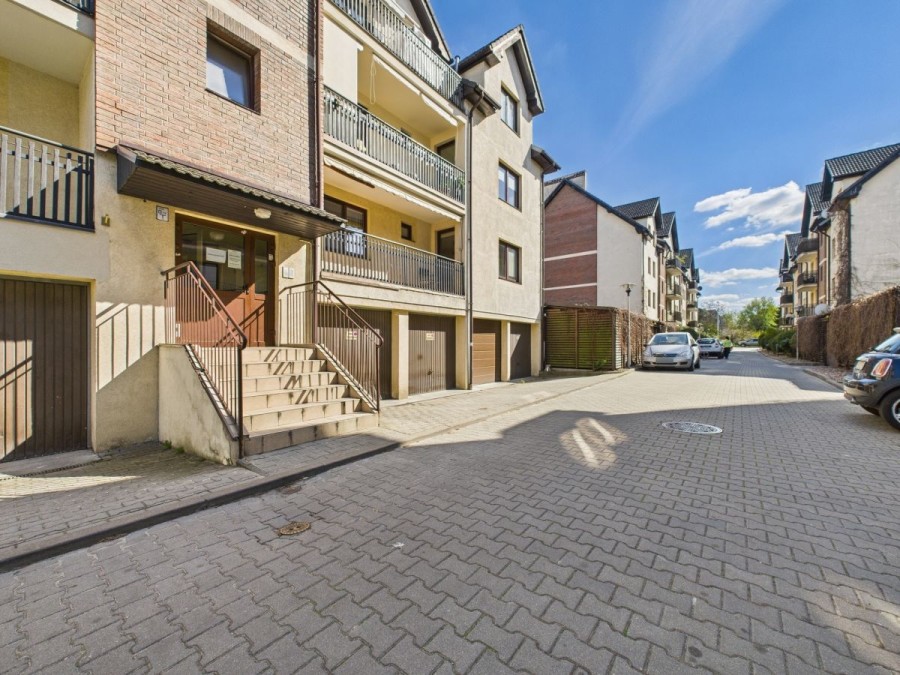 Wrocław, Klecina, Szparagowa, Kawalerka z osobną kuchnią | Klecina | duży balkon