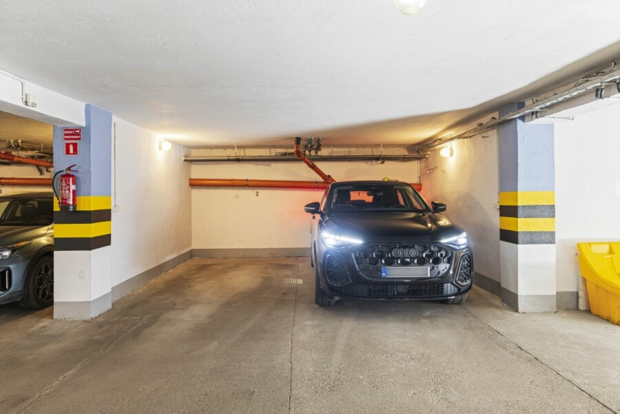 Wrocław, Partynice, Sąsiedzka, Strefa dzienna + prywatna | Przy parkach | Tramwaj