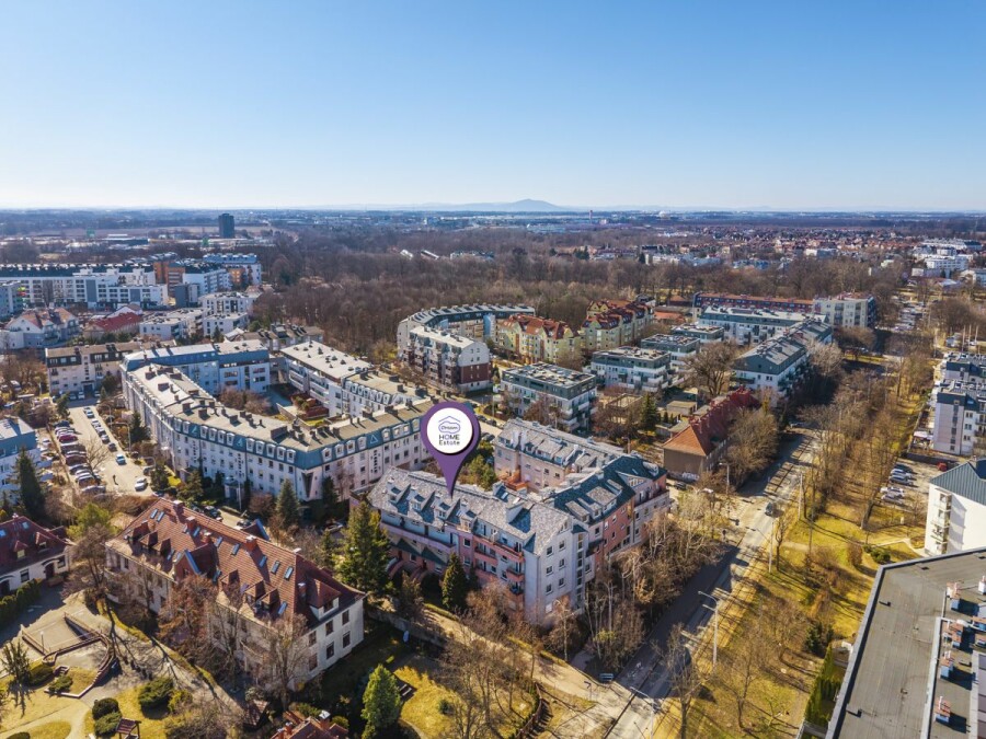 Wrocław, Partynice, Sąsiedzka, Strefa dzienna + prywatna | Przy parkach | Tramwaj