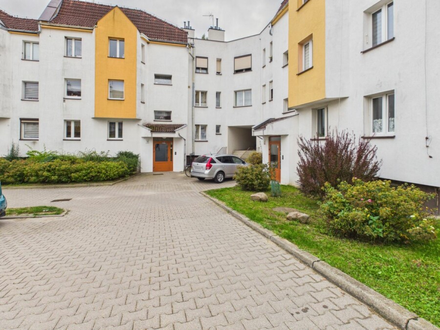 powiat trzebnicki, Trzebnica, Stefana Żeromskiego, 3 niezależne pokoje| widok na zieleń |BEZ PROWIZJI